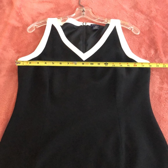 Ann Taylor petite dress - Picture 6 of 8